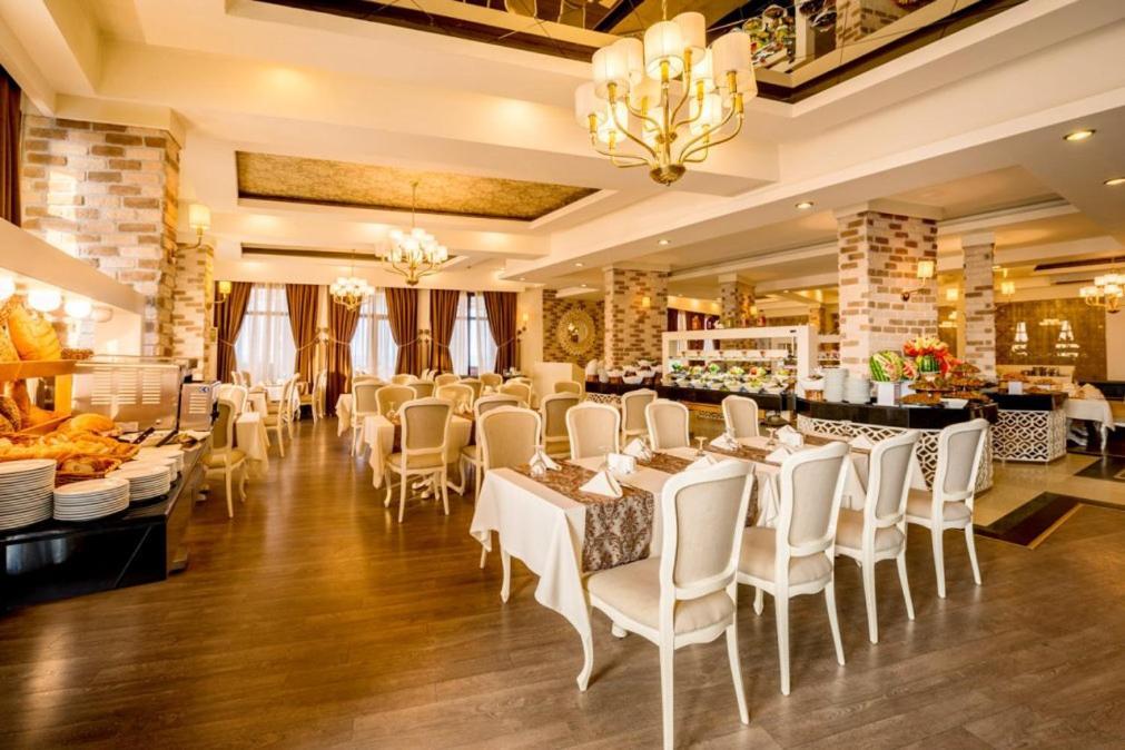 Vuni Palace Luxury Resort & Beach & Casino 키레니아 외부 사진