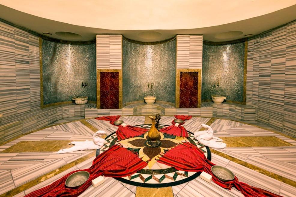 Vuni Palace Luxury Resort & Beach & Casino 키레니아 외부 사진