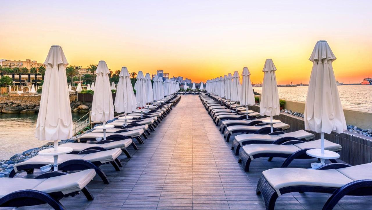 Vuni Palace Luxury Resort & Beach & Casino 키레니아 외부 사진