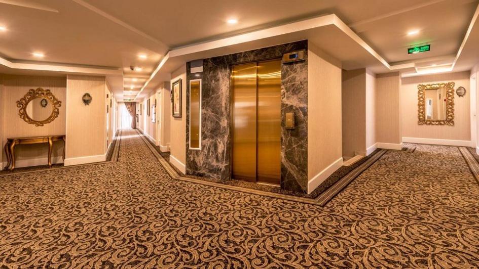 Vuni Palace Luxury Resort & Beach & Casino 키레니아 외부 사진